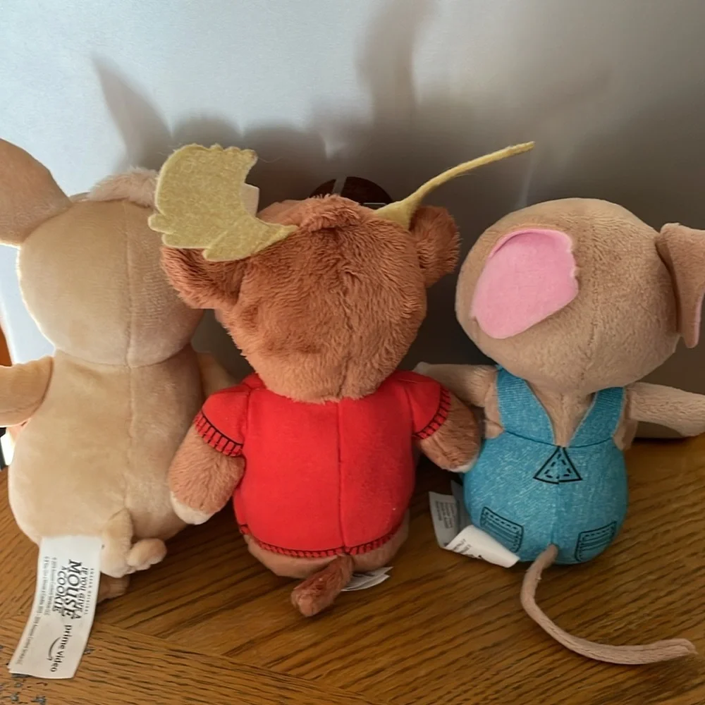 If You Give a Mouse a Cookie Plush Set - Mouse, Moose, & Pig (3 Plush set) - Picture 2 of 5